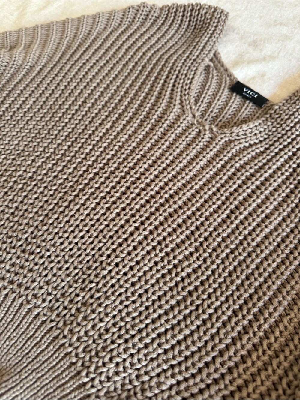 VICI Chunky Knit Cropped Sweater Taupe Small - Picture 3 of 5